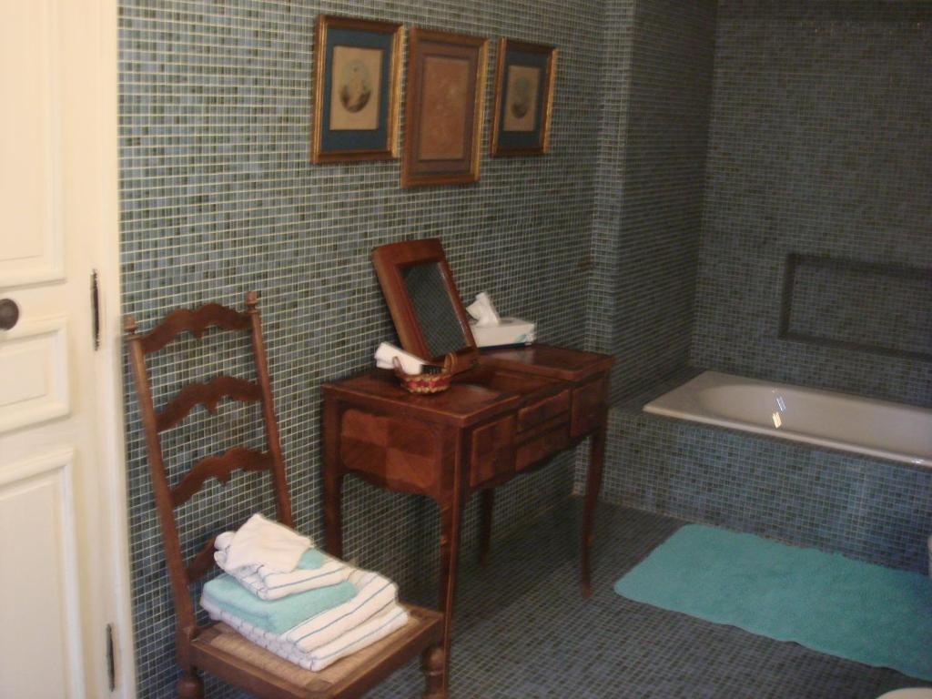 Domaine De Saint Clement Acomodação com café da manhã Prades-le-Lez Quarto foto