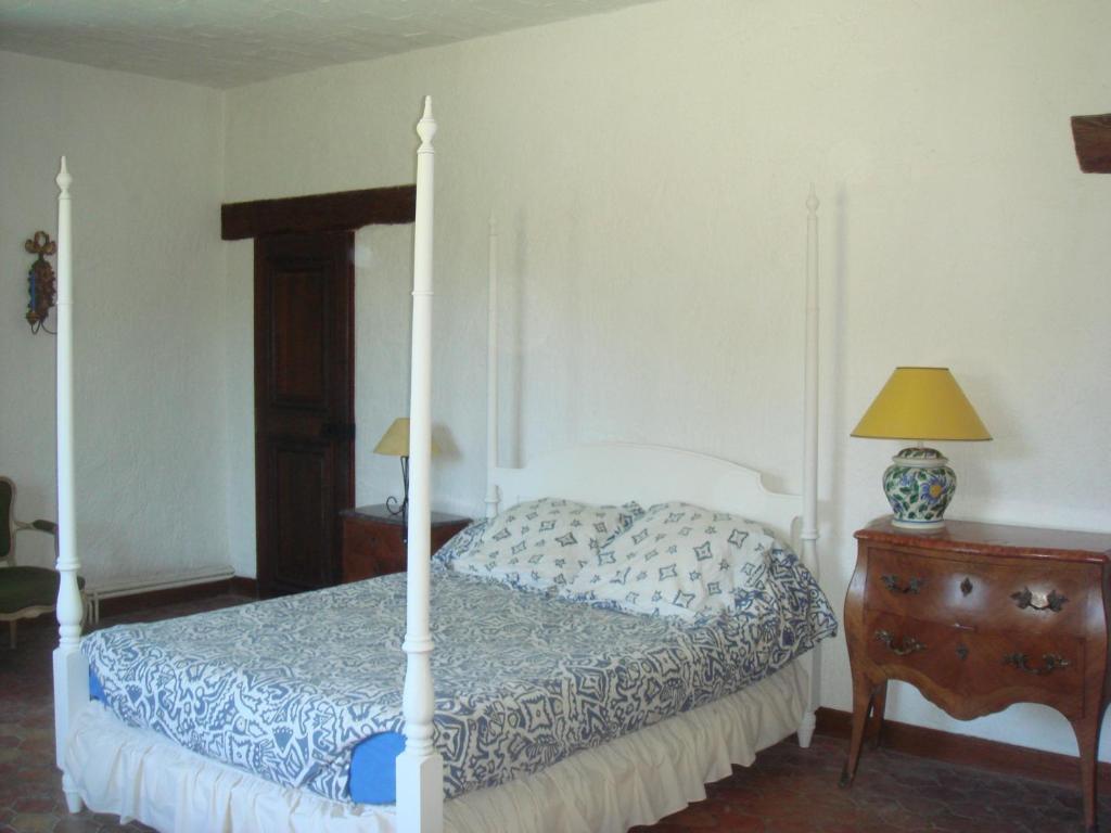 Domaine De Saint Clement Acomodação com café da manhã Prades-le-Lez Quarto foto