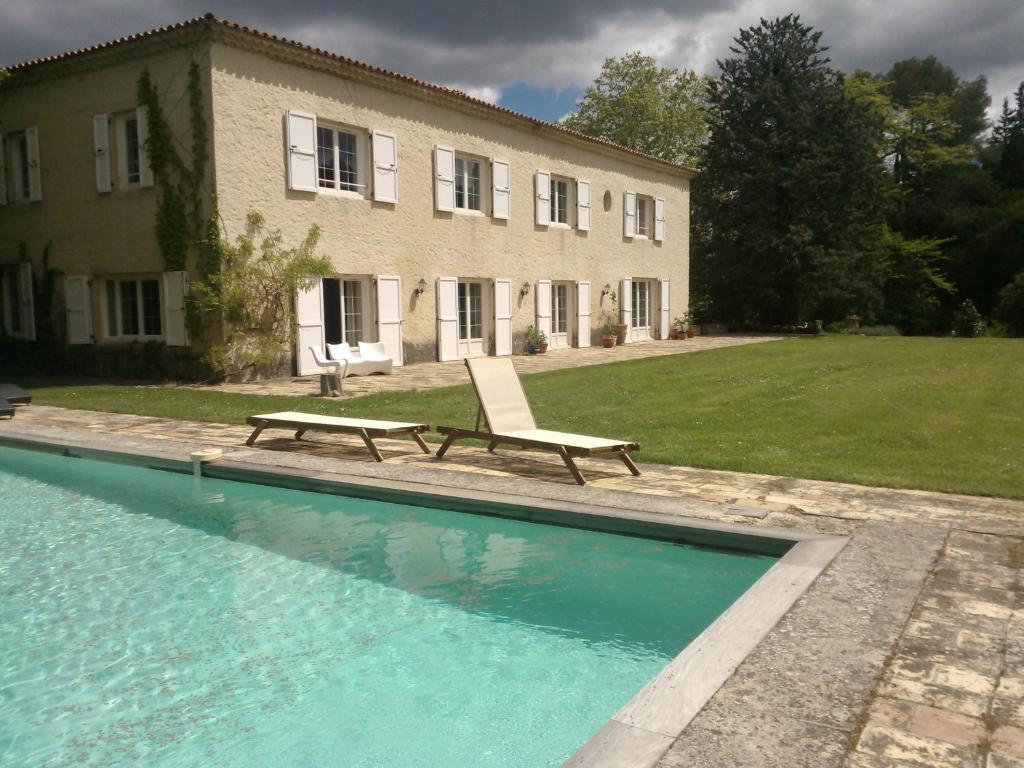 Domaine De Saint Clement Acomodação com café da manhã Prades-le-Lez Exterior foto